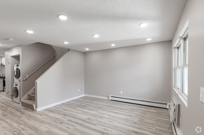 2BR, 1.5BA Townhouse - Living Room - Westar Apartments