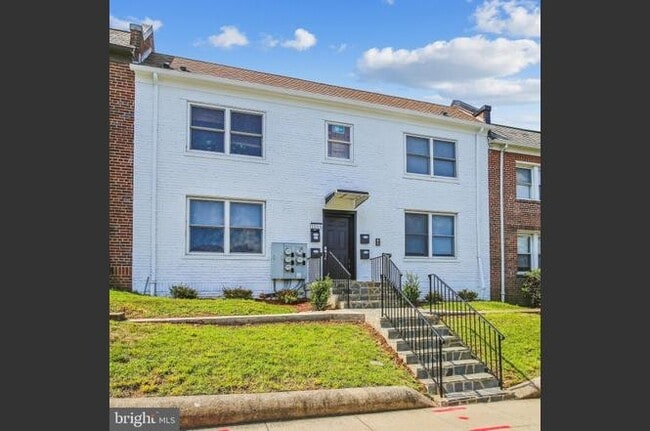 Photo - 1235 Meigs Pl NE Unit 101