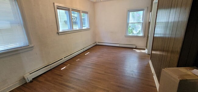 Photo - Duluth, MN - 4 bed - 2 bath - Single Famil...