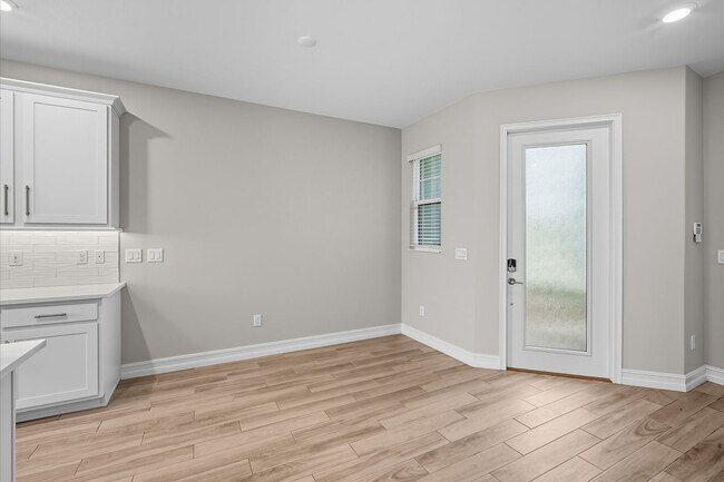 Photo - Modern 3BR/2.5BA Townhome in Estancia – Re...