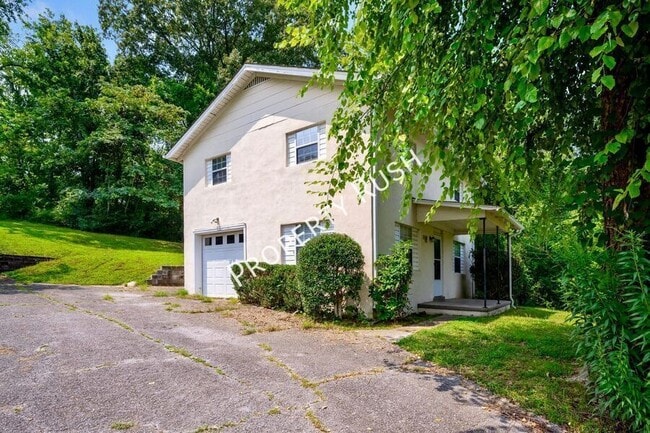 Photo - 424 Hedgewood Dr