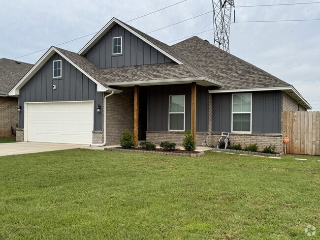 Building Photo - Bright & Airy 4-Bedroom Home in Deer Creek!