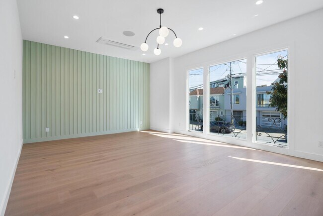 Photo - 1815 35th Ave