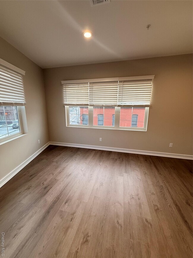 Photo - 122 Greenwich Ave Unit 302