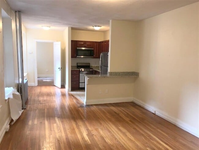 Photo - 3 Craigie Cir Unit 3