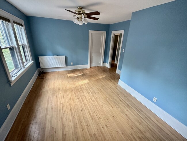 Photo - 931 Ashland Ave