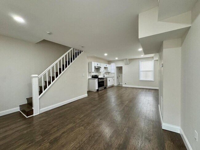 Photo - 3421 Ravenwood Ave