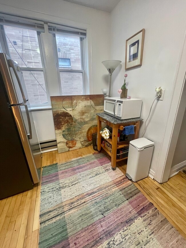 Photo - 3915 N Southport Ave Unit 2W