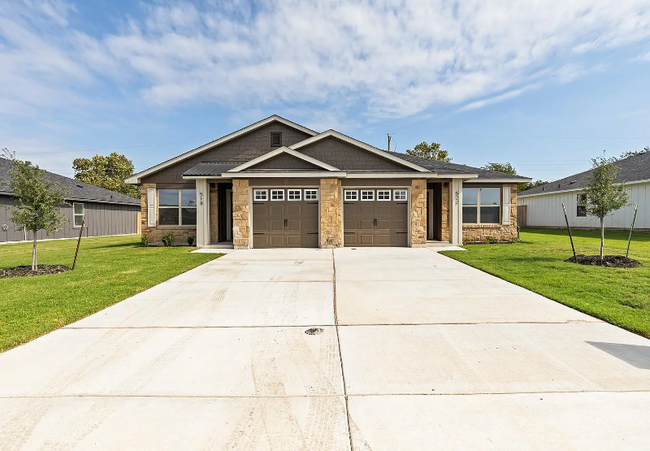 Photo - 522 campus Townhome