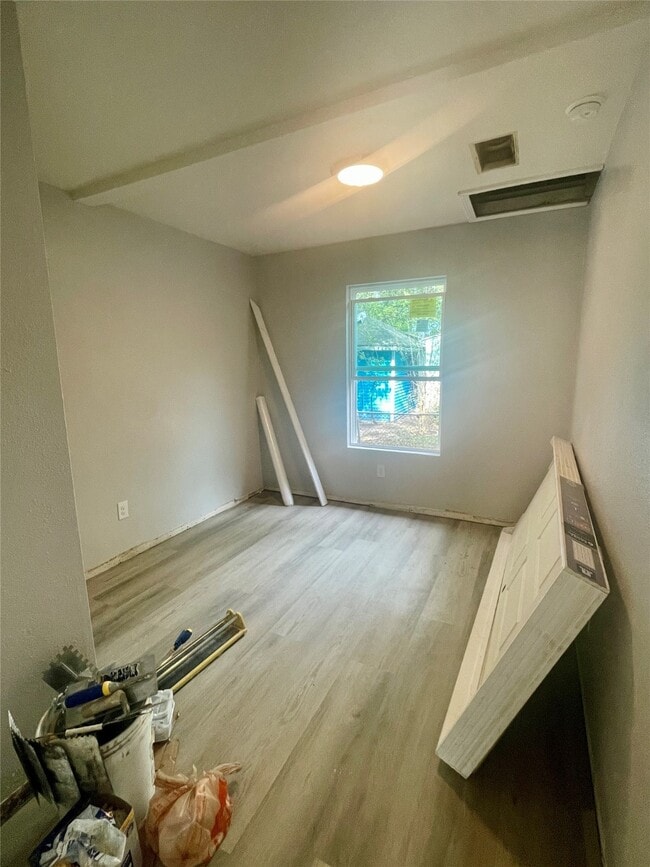 Photo - 504 N 8th St