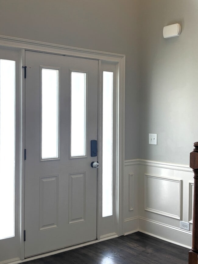 Photo - 781 Bridgewater Dr