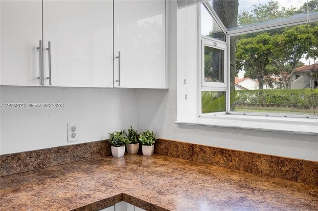 Photo - 3420 Pinewalk Dr N Unit 717