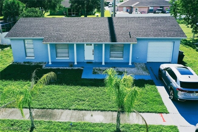 Building Photo - 1127 Lovely Ln Rental