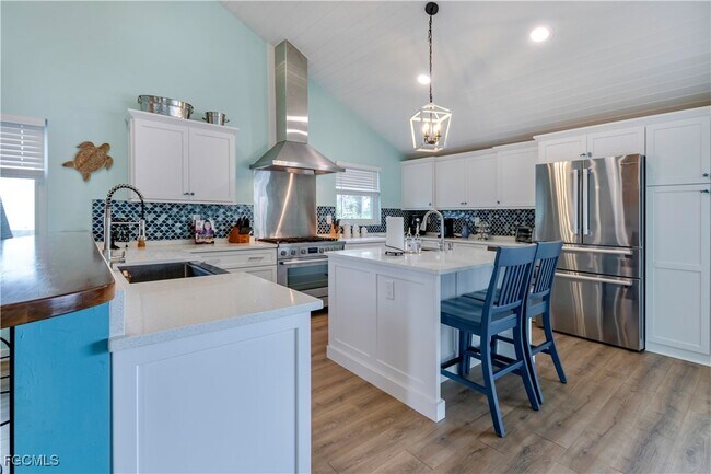 Photo - 2372 Baybreeze St