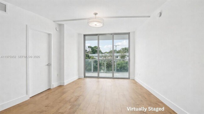 Photo - 13800 Highland Dr Unit 202