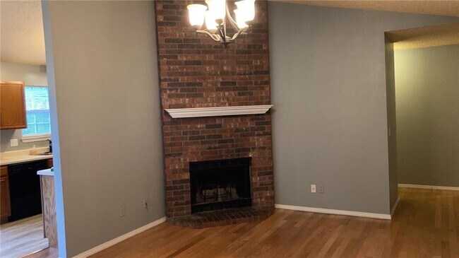 Photo - 767 W Van Gogh Pl