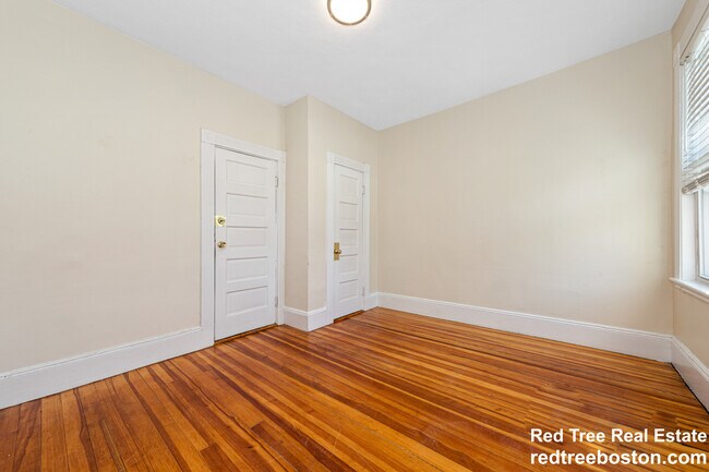 Photo - 44 Brackett St Unit 3