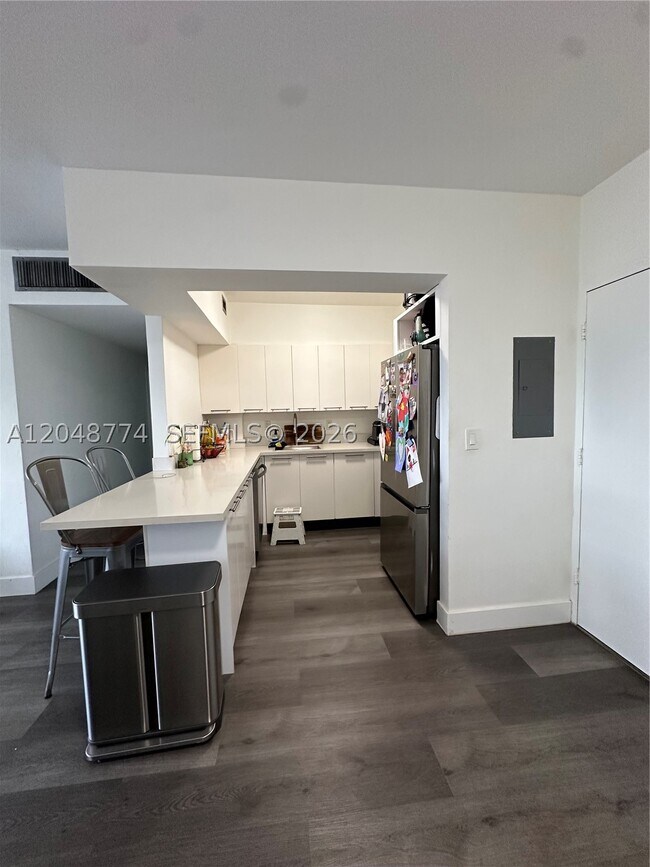 Photo - 7441 Wayne Ave Unit 6B