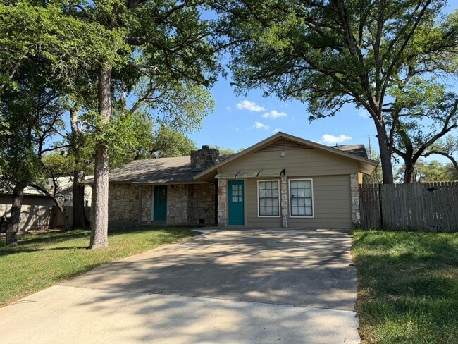 Building Photo - 9405 Newberry Dr Unit 1