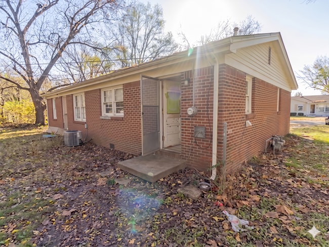 Building Photo - 3 Bed 1 Bath