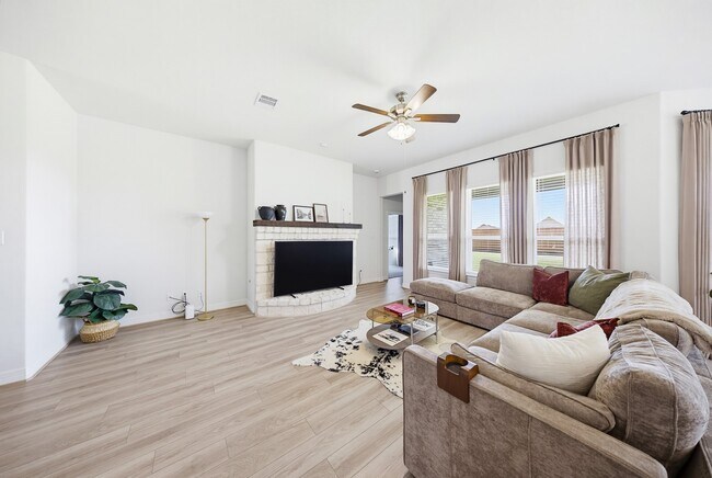 Photo - 1618 Homewood Point Ln