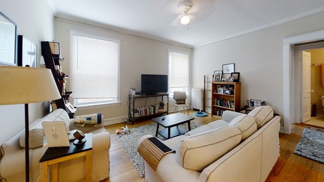 Photo - 7502 Madison-2N Unidad 2N