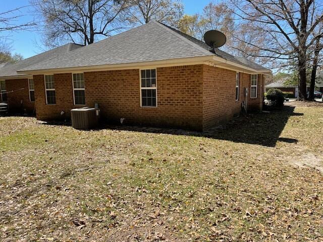 Photo - 35 Radcliff Dr