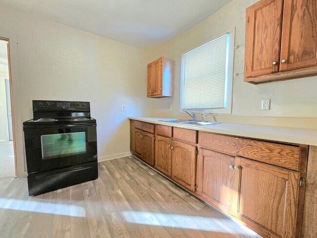 Photo - 1213 Fremont St