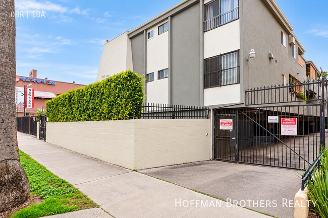 981 Elden Ave Unit 18