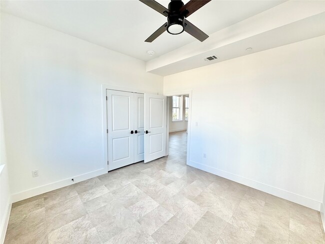 Photo - 2102 Mechanic St Unit 202