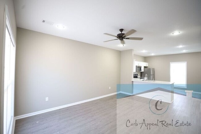 Photo - Luxury 2 bed 2 bath apartment - brand new ...