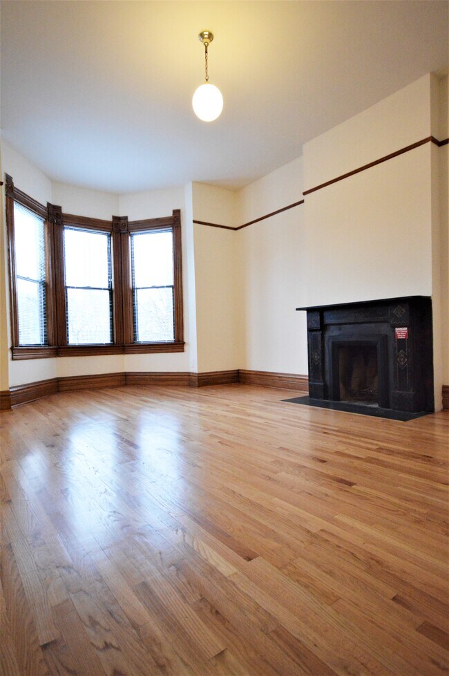 Photo - 2058 N Cleveland Ave