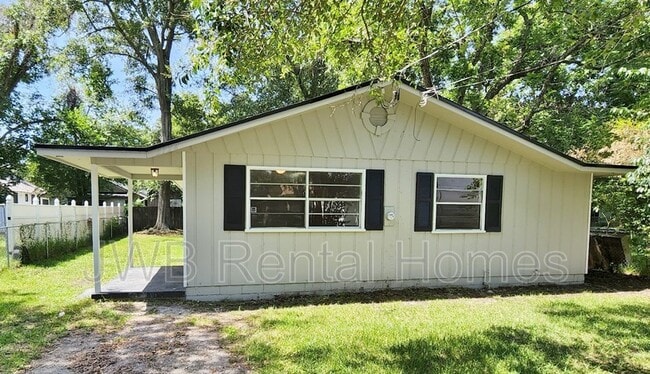 Photo - 3152 Thomas St
