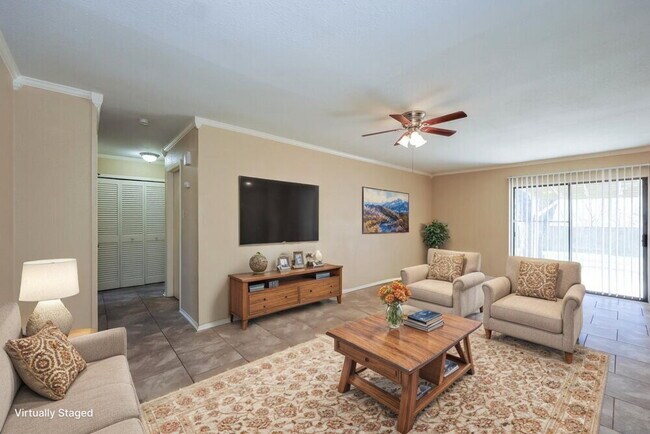 Photo - 7531 Lago Frio