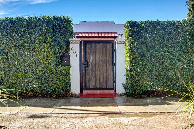 Entry from street - 801 N June St