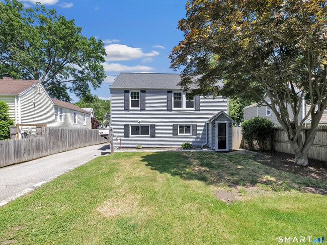 Building Photo - 41 Frisbie St