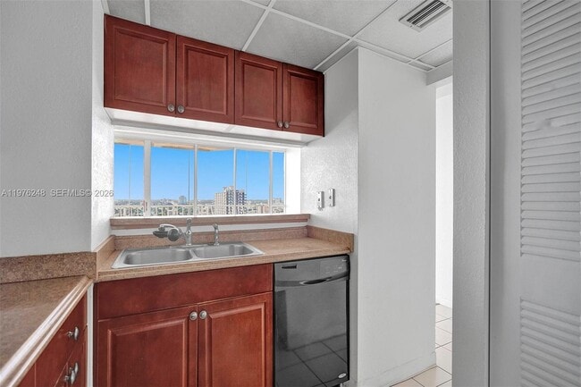 Photo - 7601 E Treasure Dr Unit 2205