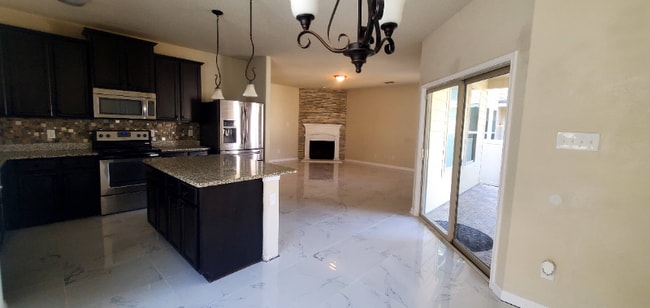 Photo - 1049 Marietta Ln