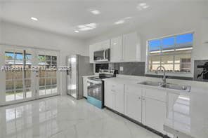 Photo - 536 NW 25th Ave