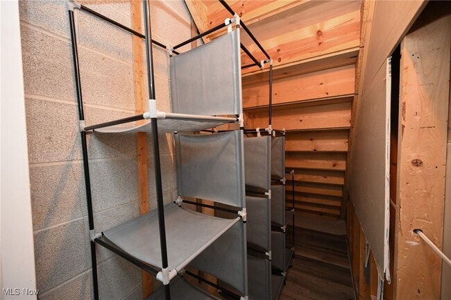 Photo - 655 Almas Ct