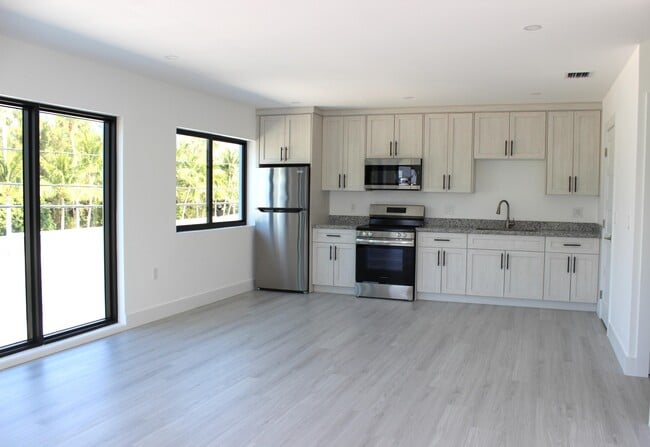 Photo - 85 Coco Plum Dr