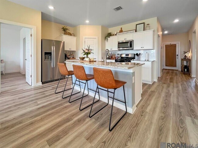 Photo - 12850 Silverbell Ave