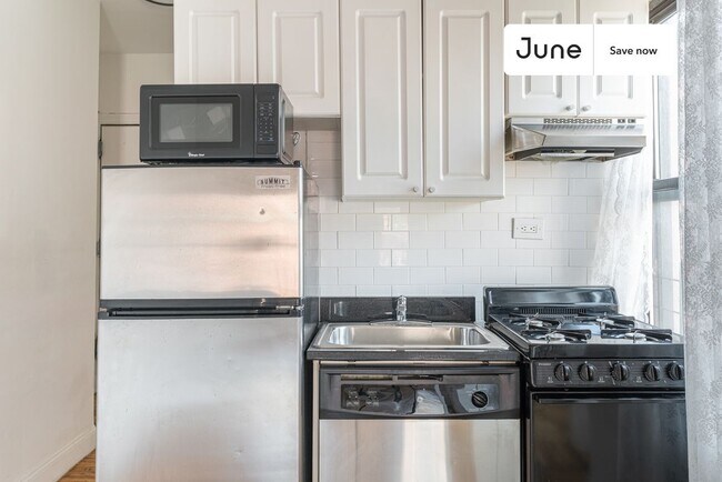 Photo - 715 E 5th St Unit 2D