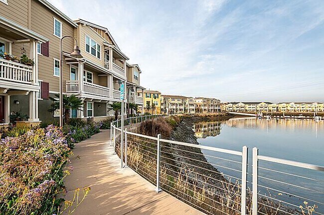 Walking Distance from the water - 635 True Wind Way Unidad 505