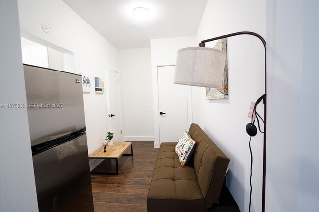 Photo - 444 Ponce de Leon Blvd Unit 7