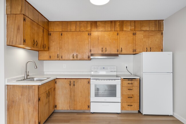 Photo - 2163 Hamilton St Unit 6