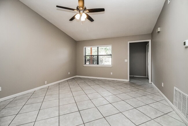 3762 Peaceful Pl