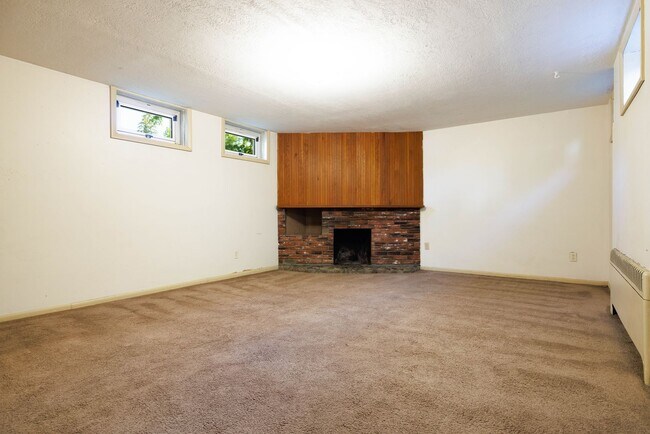 1211-1211 1/2 S 4th Ave Unit 1211 1/2 S 4th