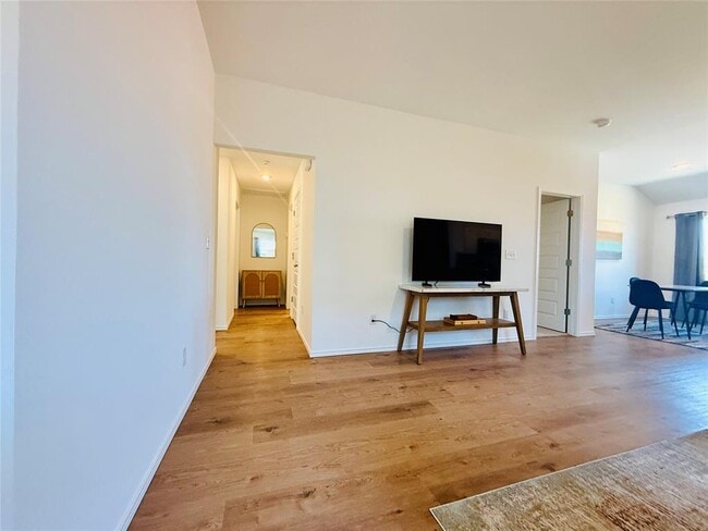 Photo - 5941 Bradford Pear Ln