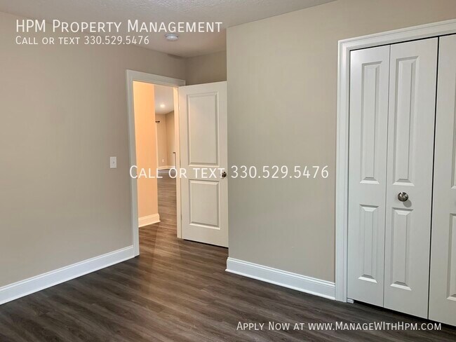 Photo - 2467 Delaware Ave SW Apartment